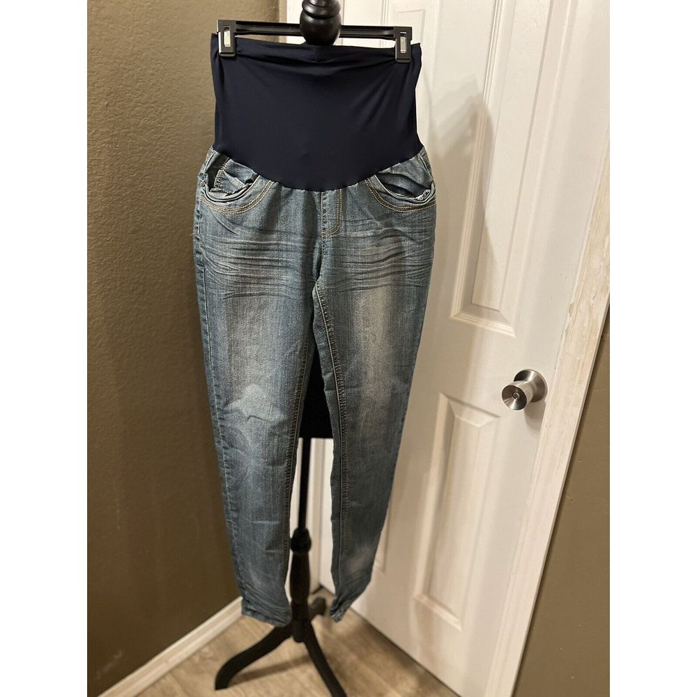36 Weeks Maternity Jeans Size Medium‎ Light Blue Wash Distressed Denim